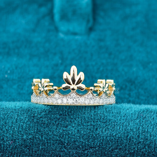 Front View of 0.21 Ct Princess Tiara Crown Ring for Wedding