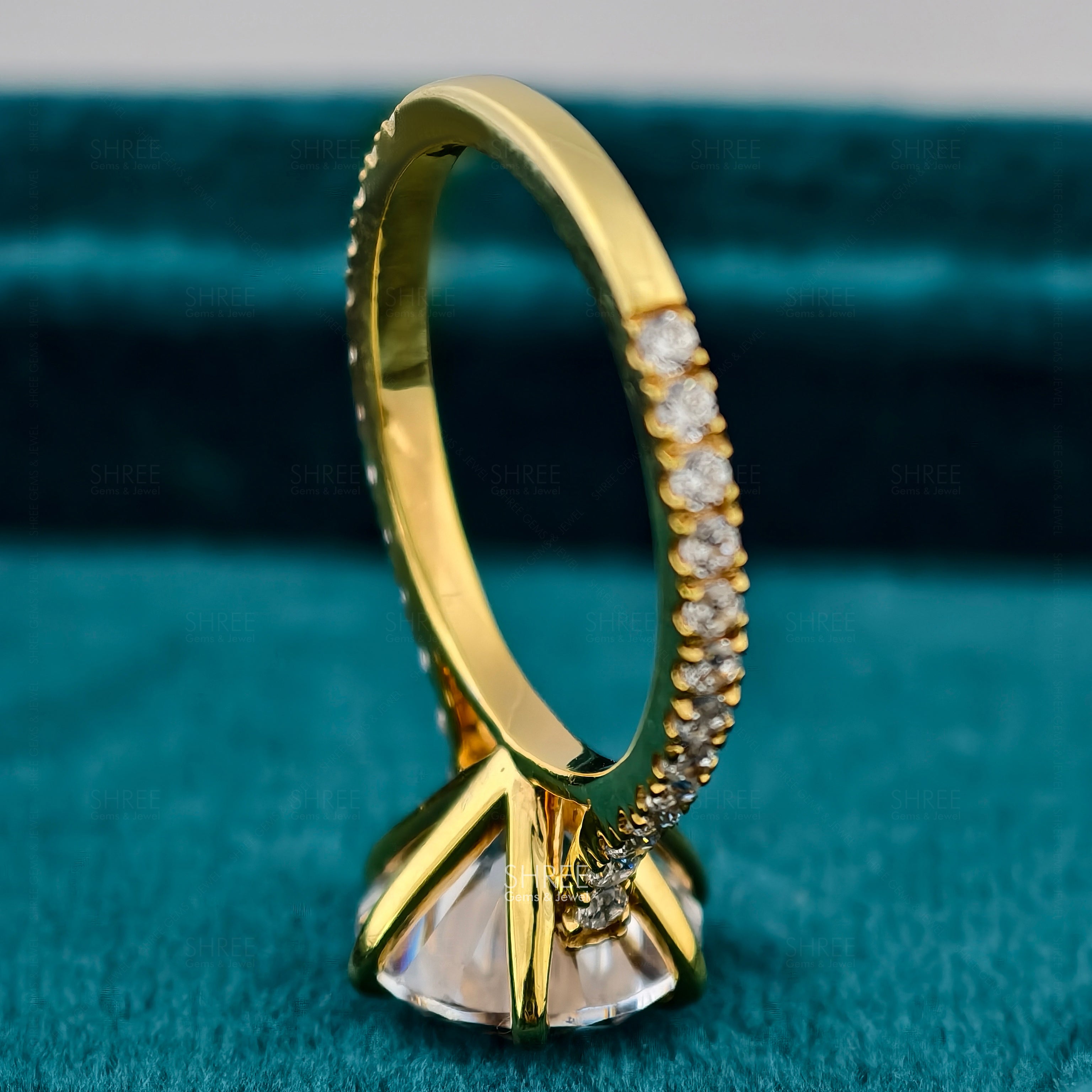 Round Cut Lab Diamond Gold Engagement Ring
