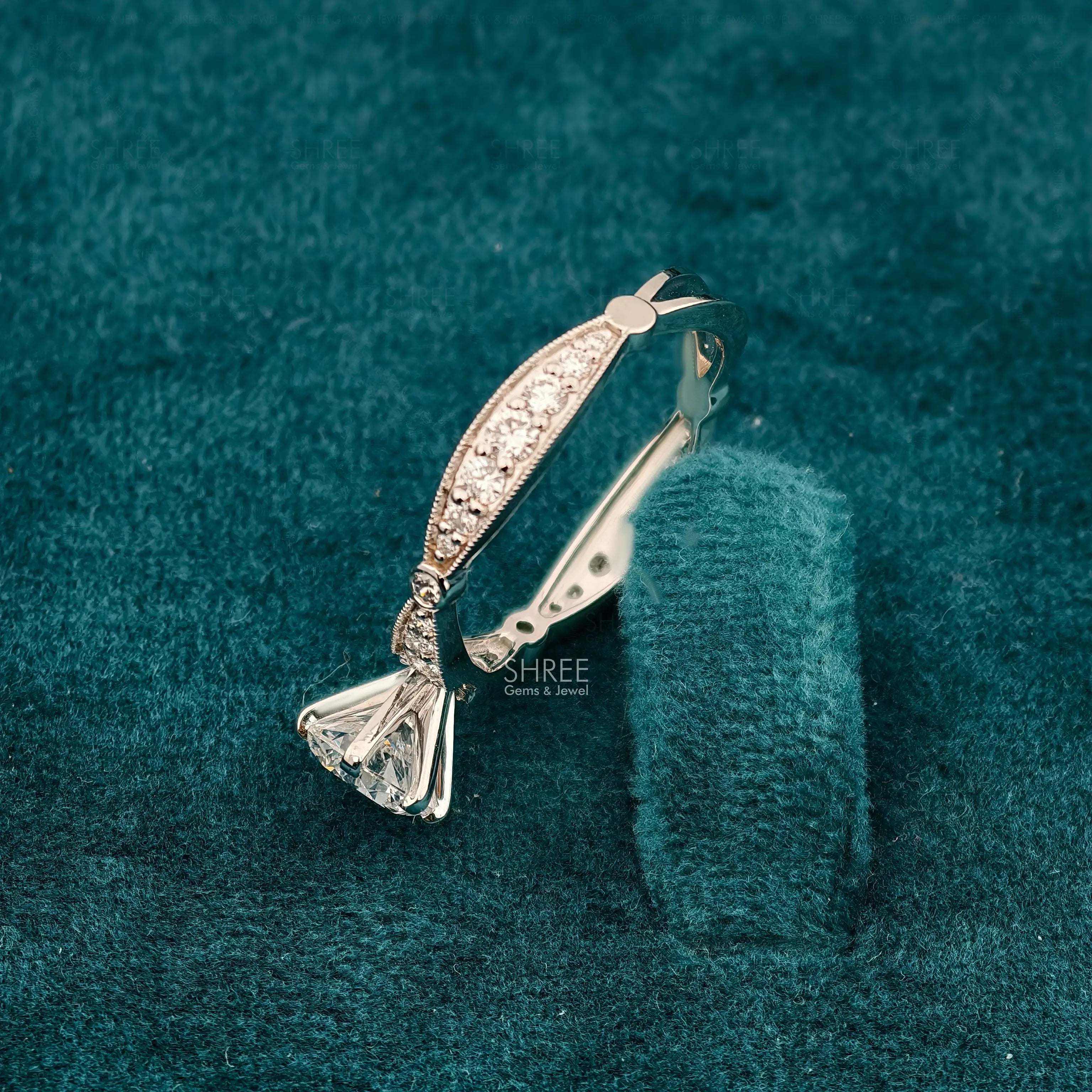 Close View of 1 Carat Vintage Milgrain Lab Diamond Ring For Her