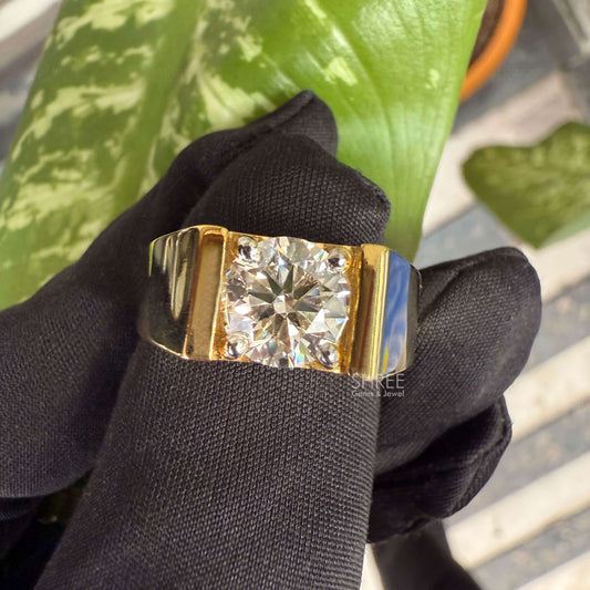 front view of 1 carat diamond ring for sale​