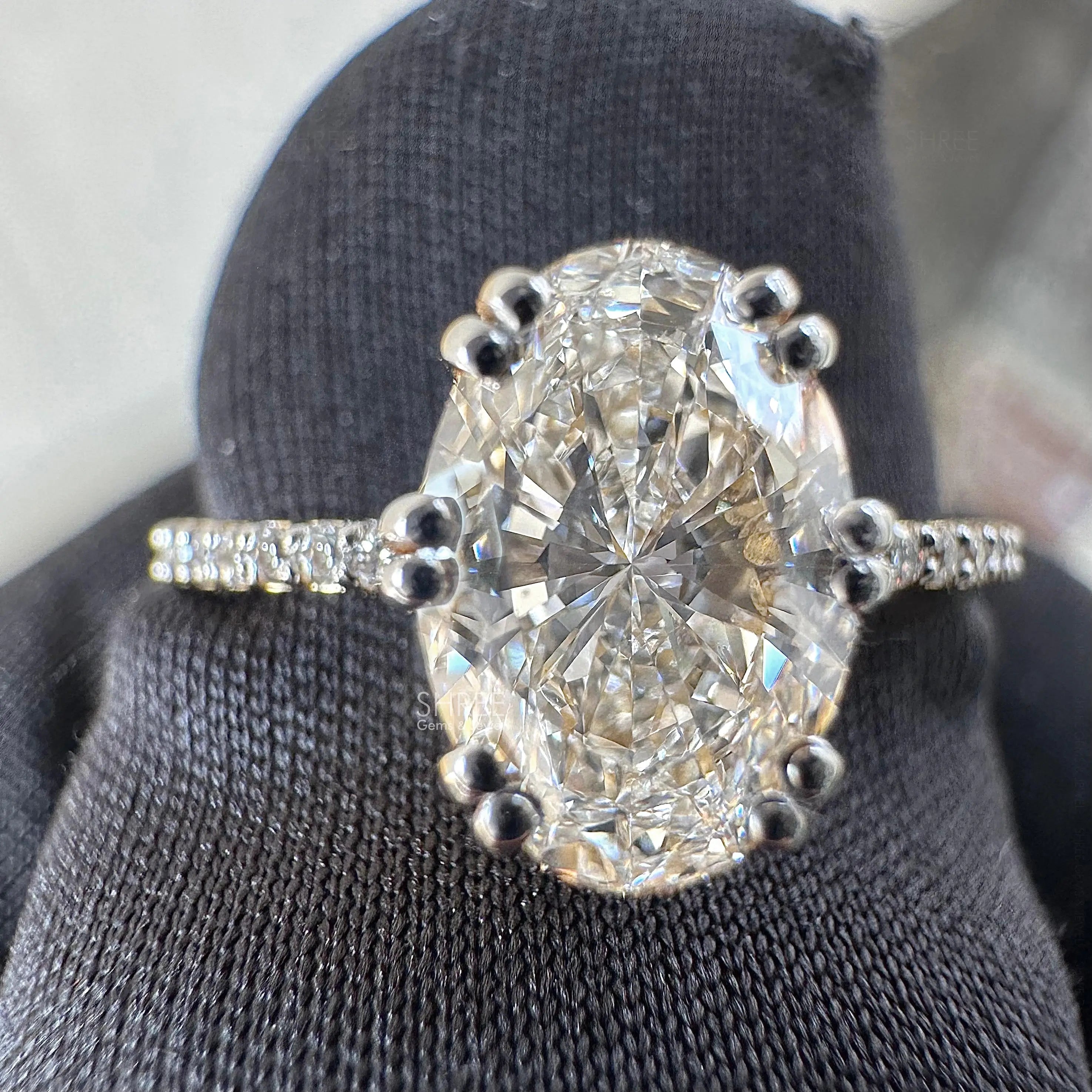 front view of 1 Ct Oval Diamond Ring for Women