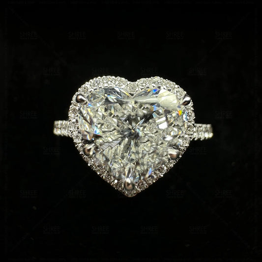 Front view of heart halo diamond ring
