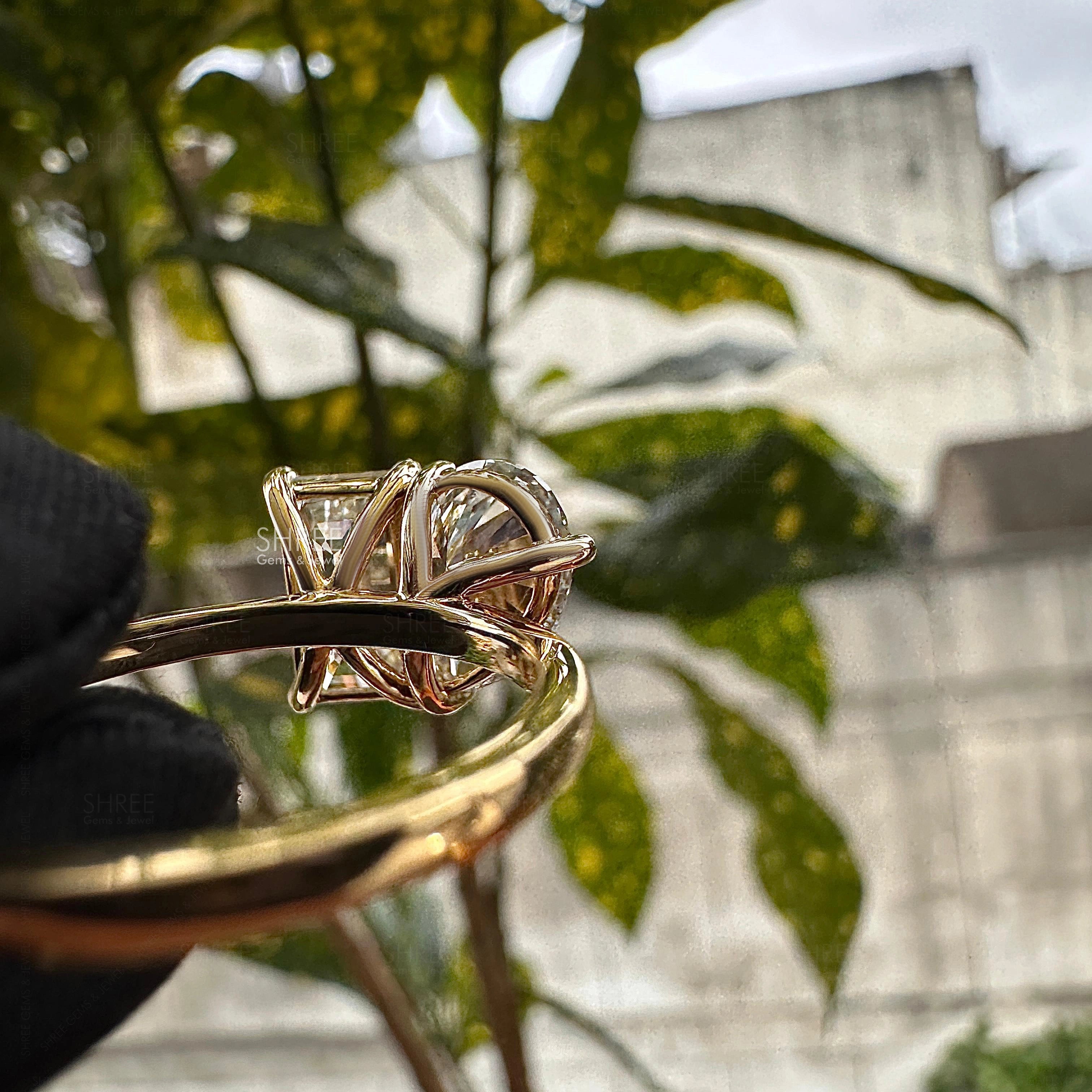 Back View Of Toi Et Moi Lab Grown Diamond Ring