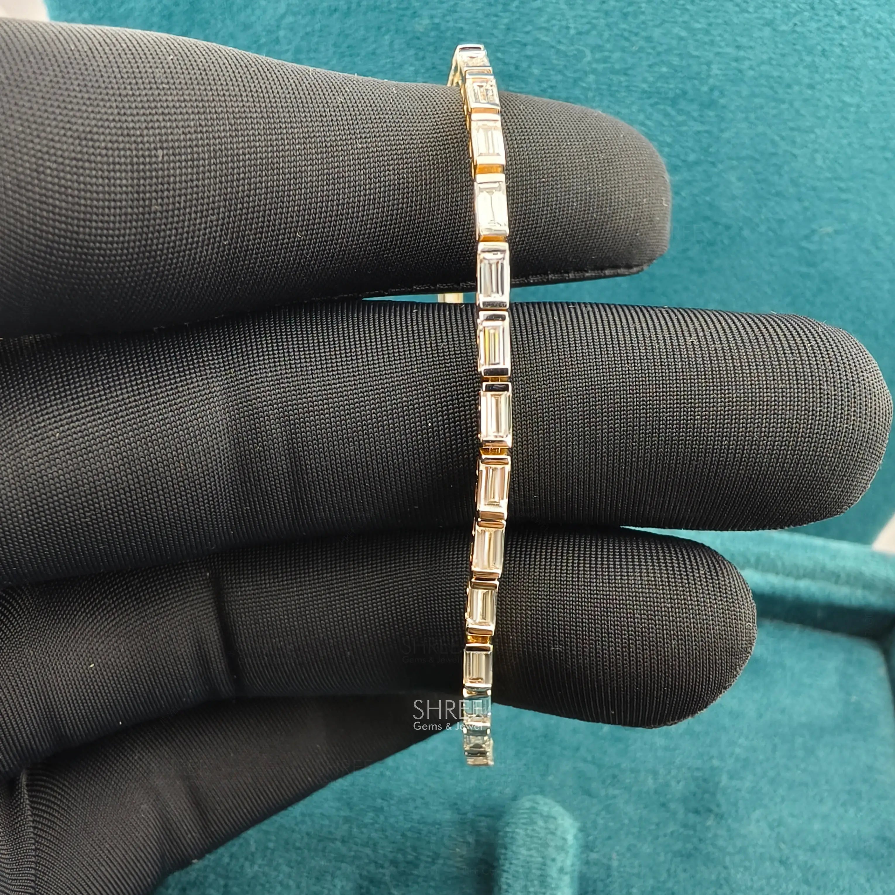 Front View Of 5 Ct Baguette Diamond Tennis Bracelet​