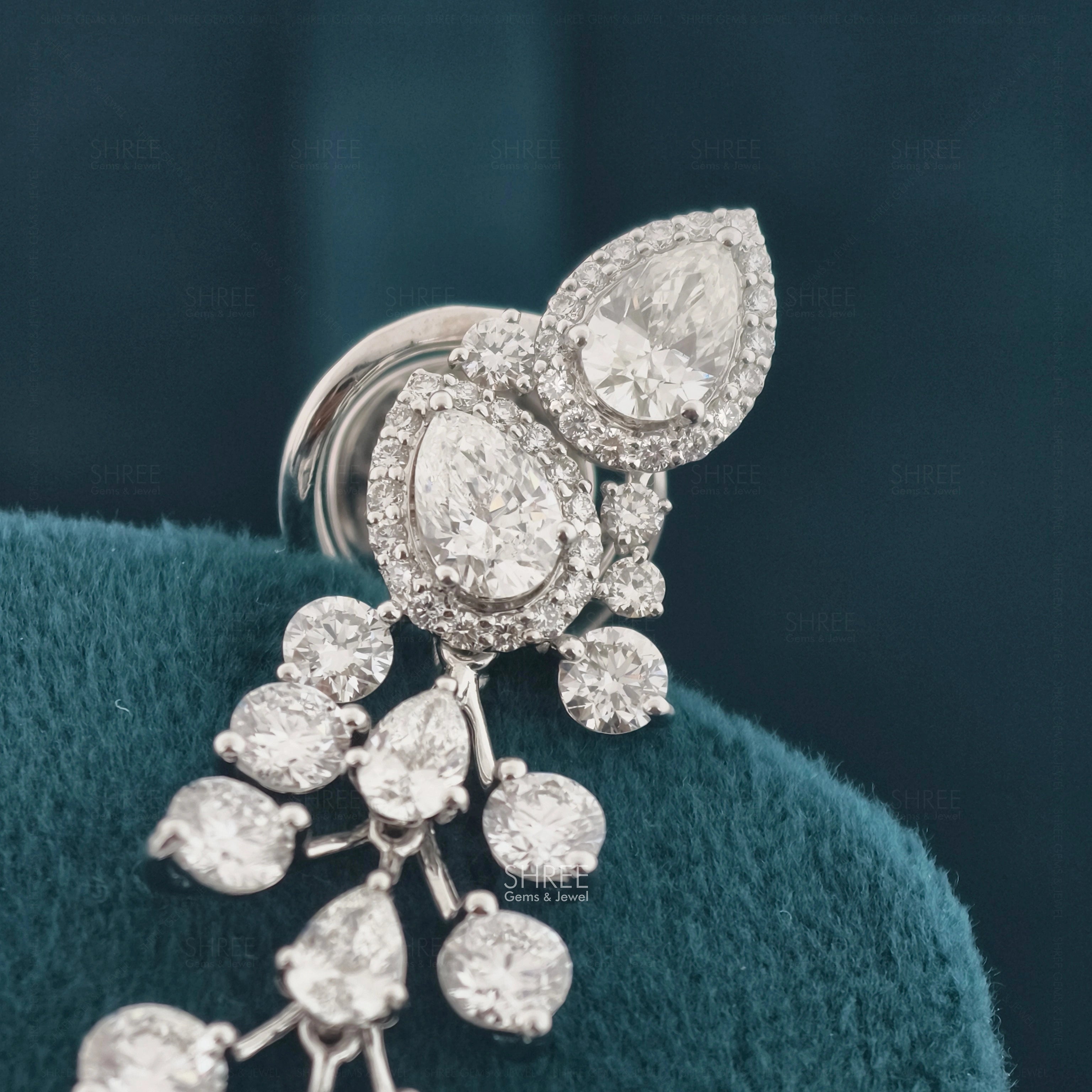 Close Ip View of Pear Cut Lab Grown Diamonds Drop Earrings​

