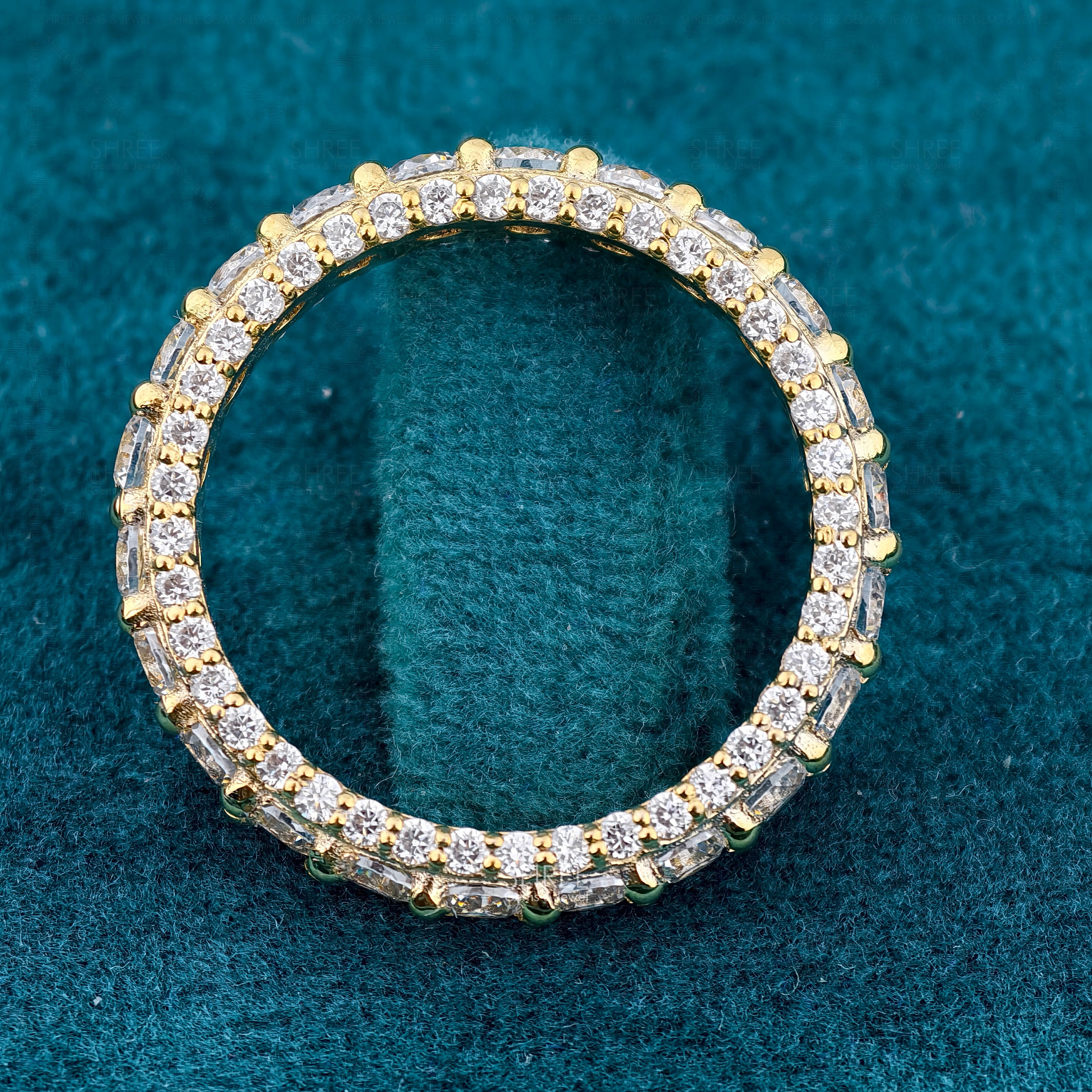 Round Cut Lab Diamond Beautiful Wedding Band