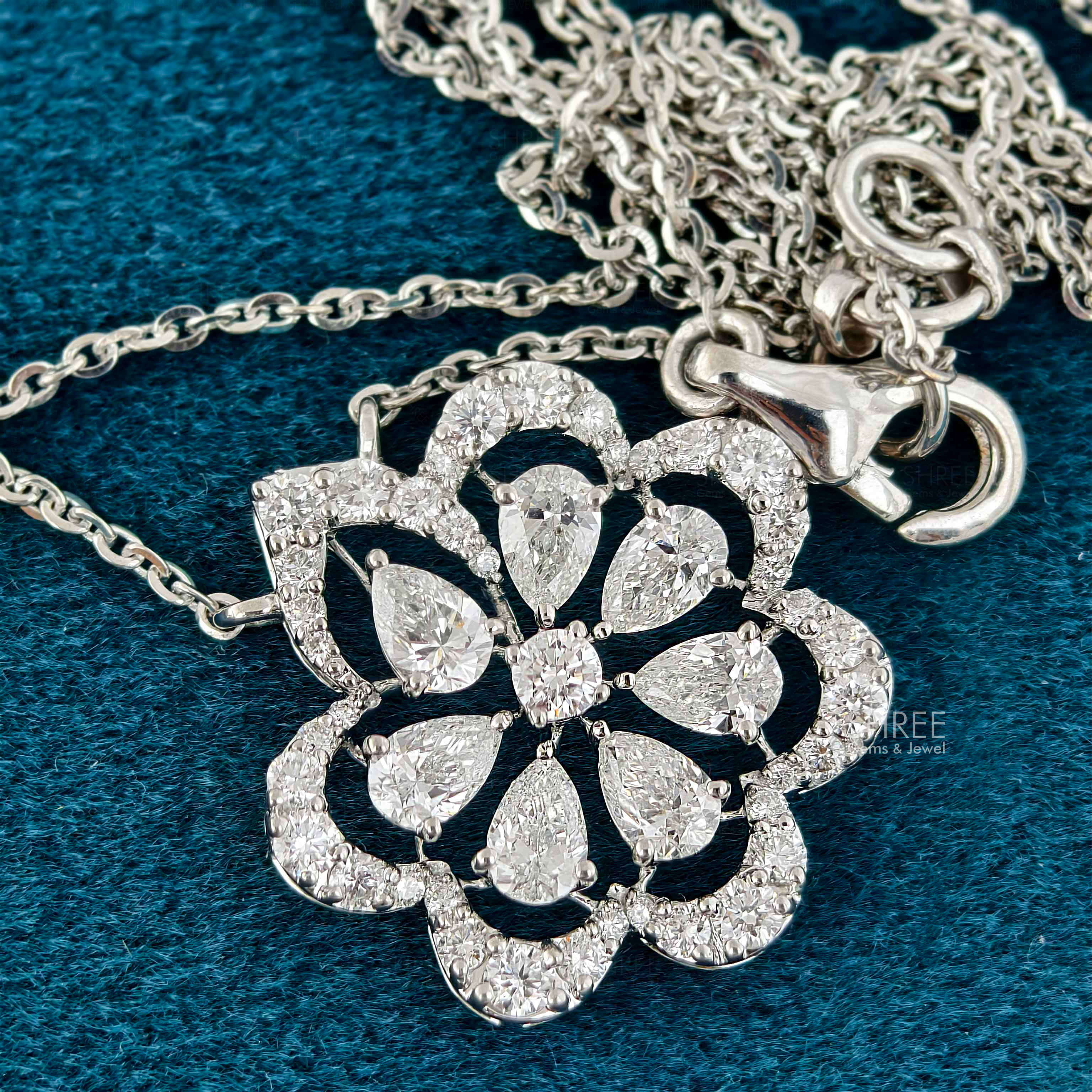 lock view of multi shape diamond necklace​
