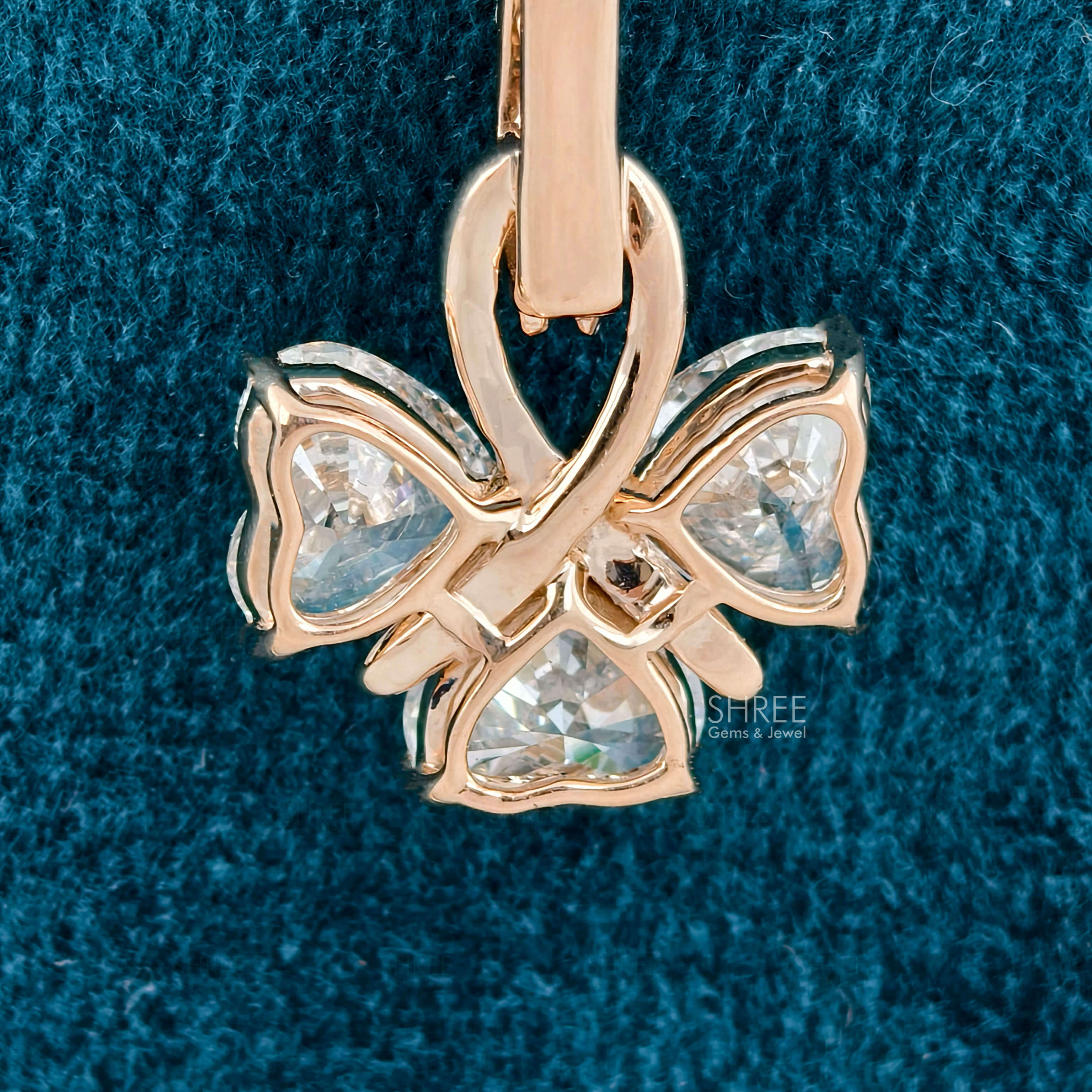 back side view of heart diamond pendant​
