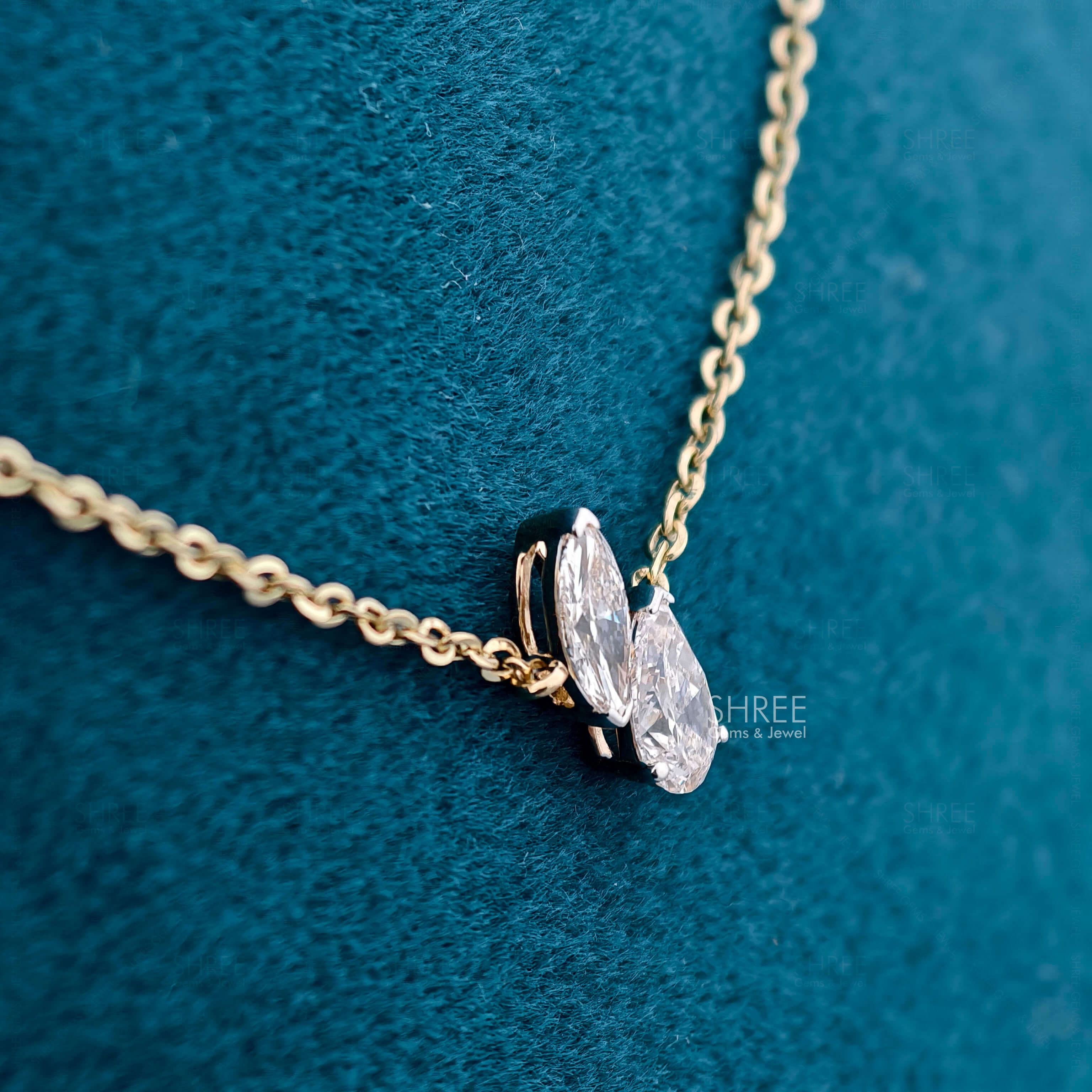 side view of toi moi necklace​