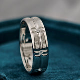 Side View of Classic Men's Wedding Bands​