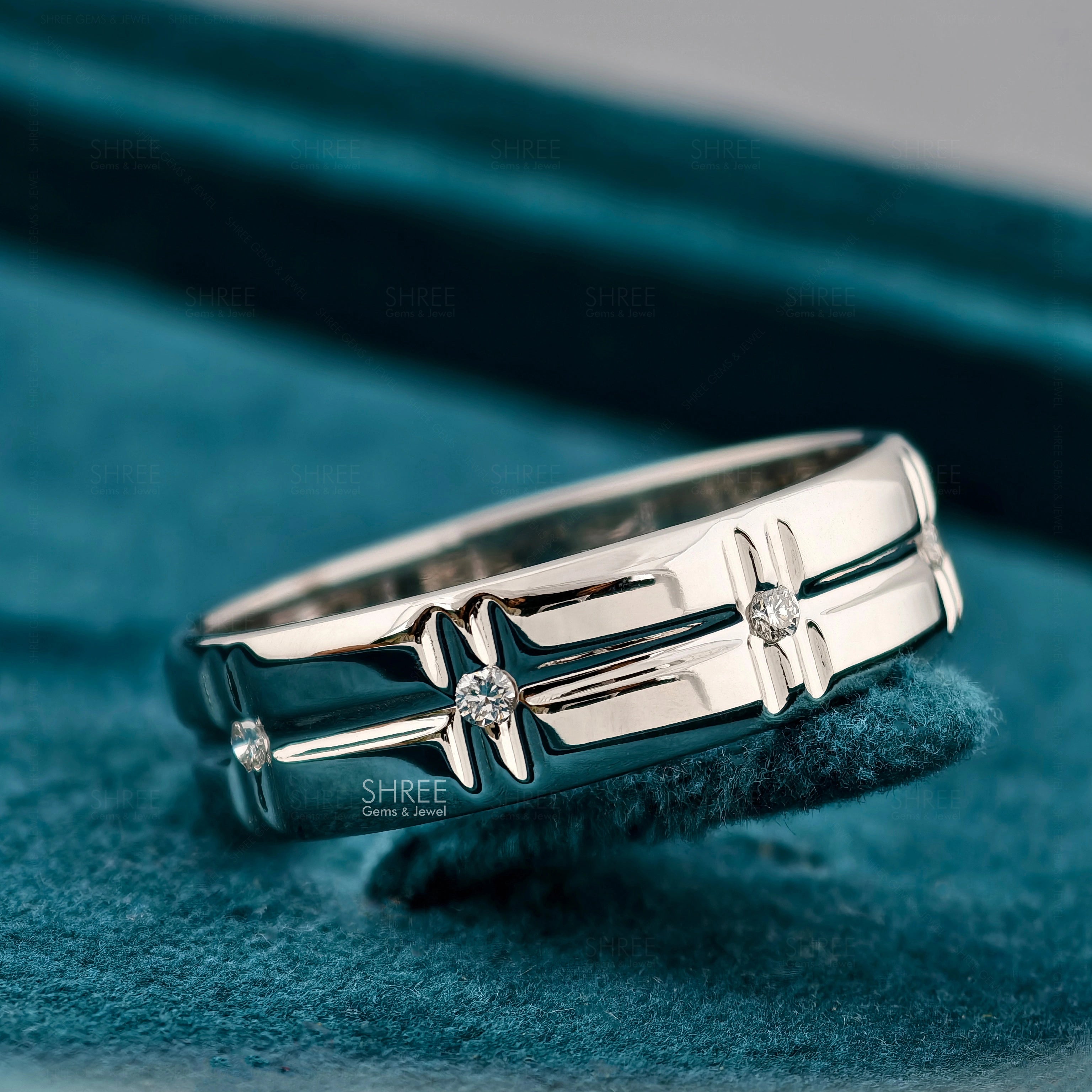 Side View of Men's Lab Grown Diamond Wedding Band