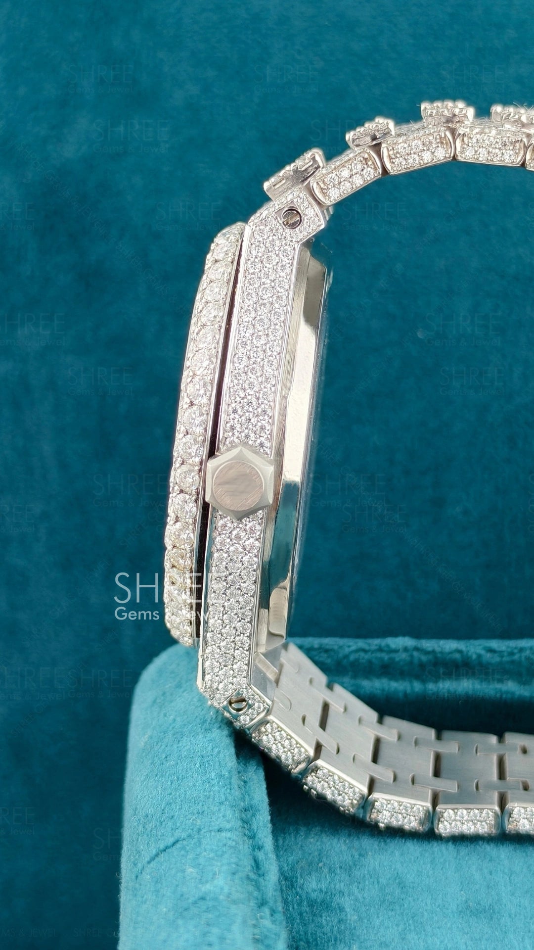 Side View of Skeleton Moissanite Watch 41mm – White Gold AP Style