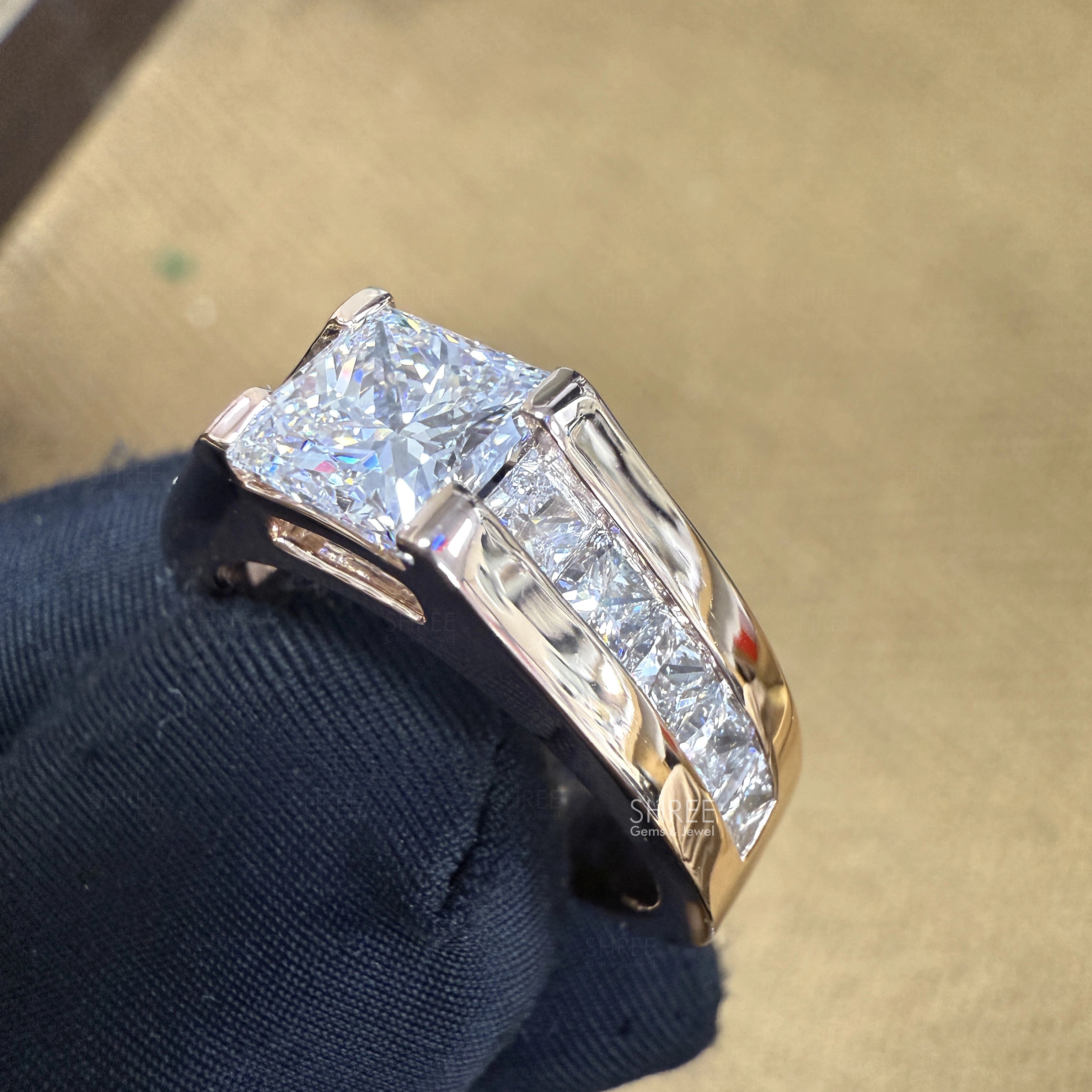 Side View of Princess Shape Lab Grown Wedding Bands​

