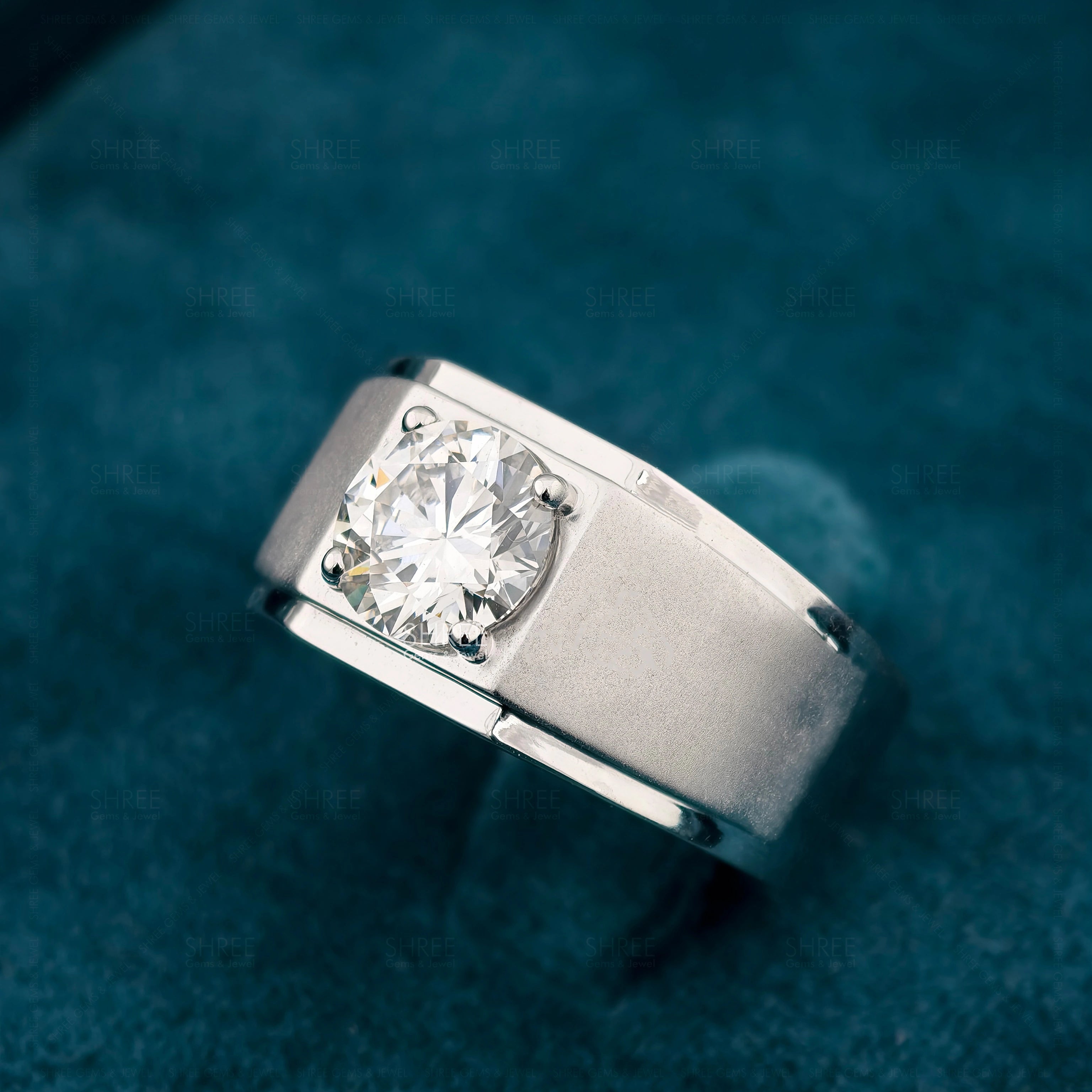 Side View of 2 Ct Mens Solitaire Diamond Rings​