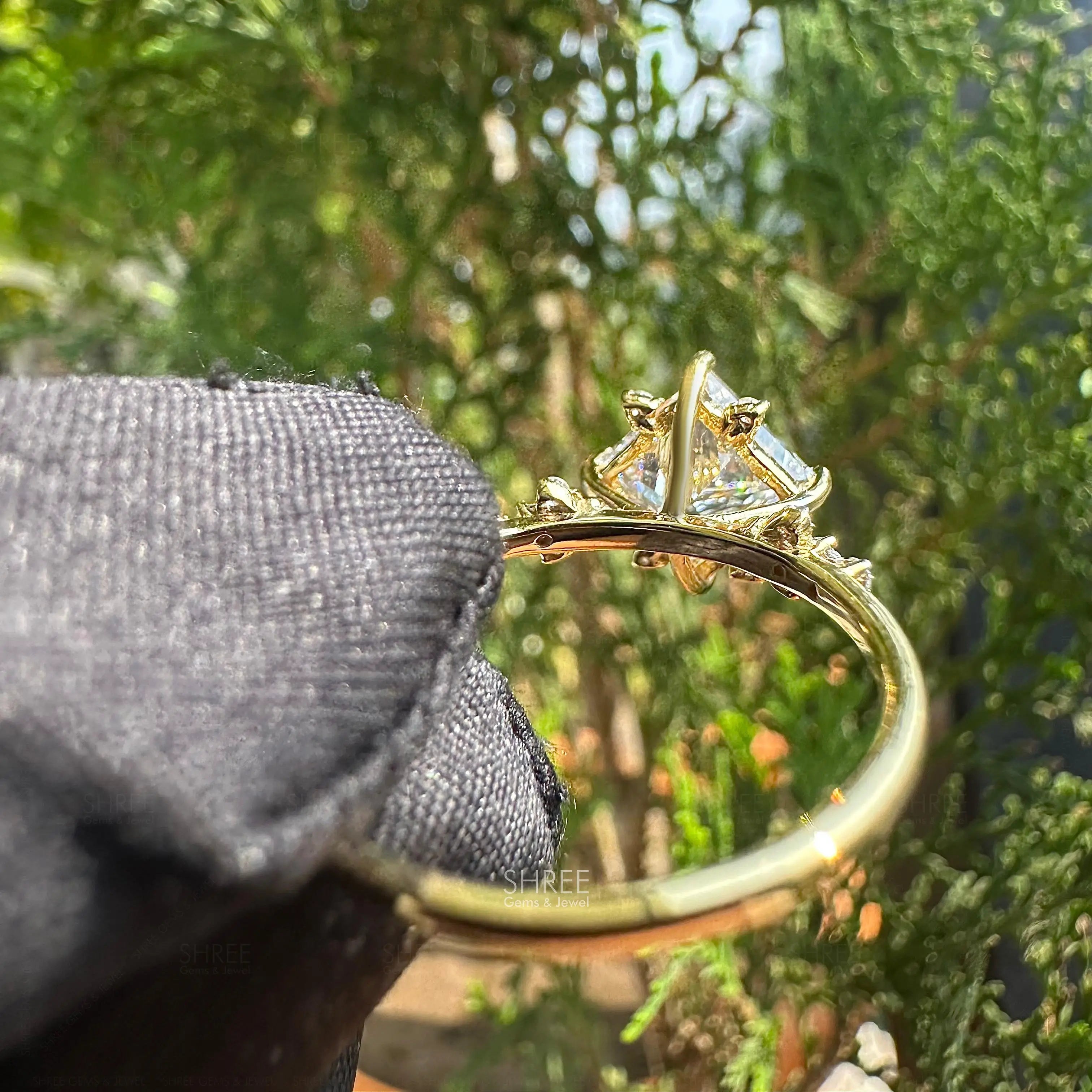 metal view of 2 carat princess cut diamond engagement ring​
