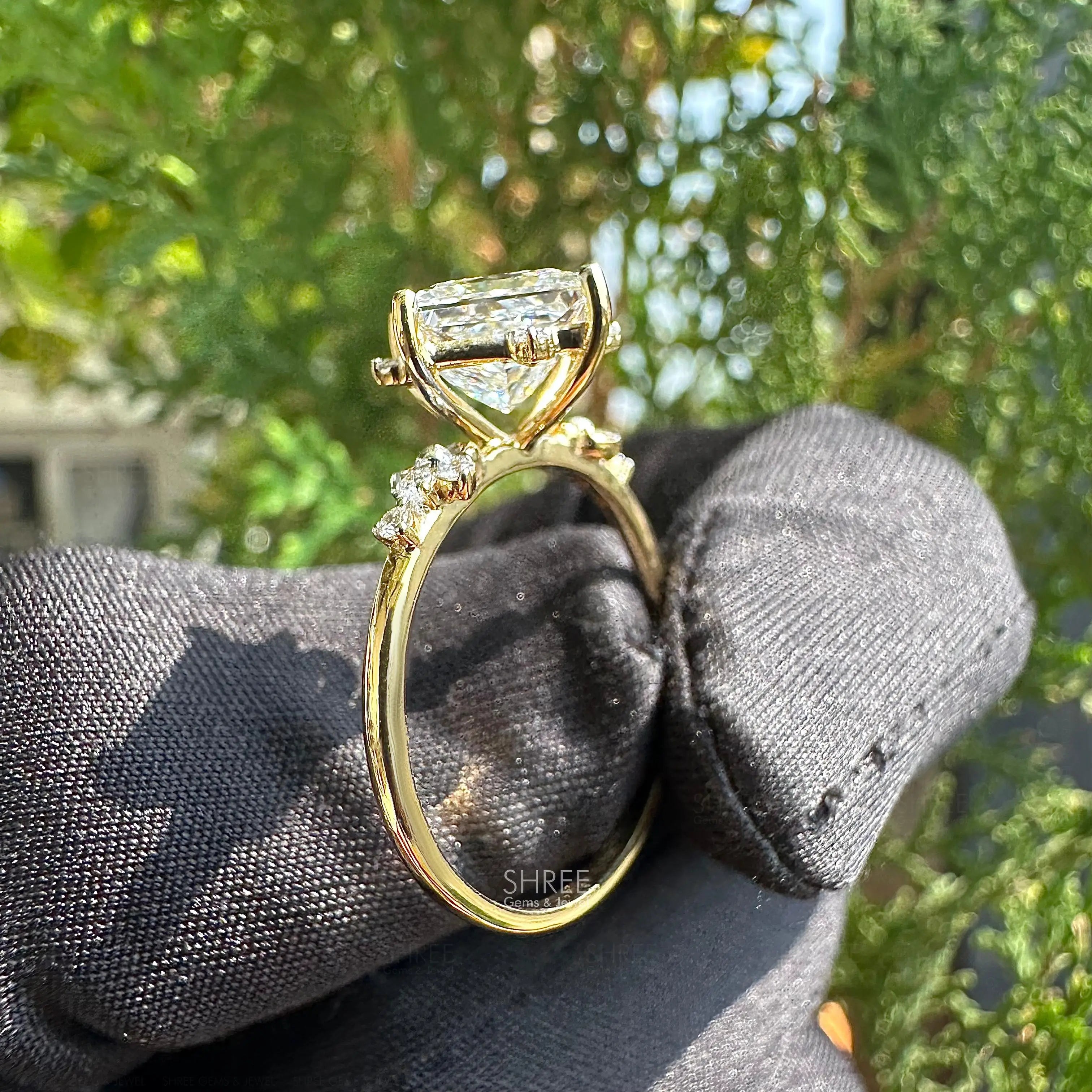 full view of 2 ct princess cut diamond ring