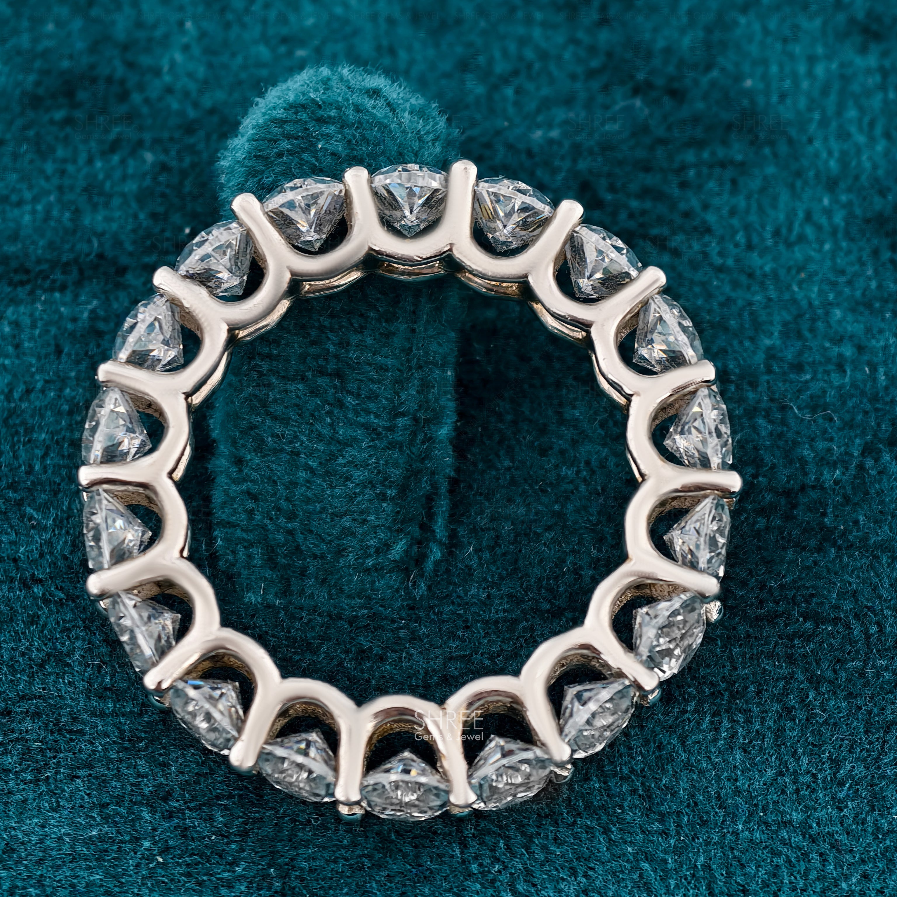 Diamond Wedding Band in White Gold