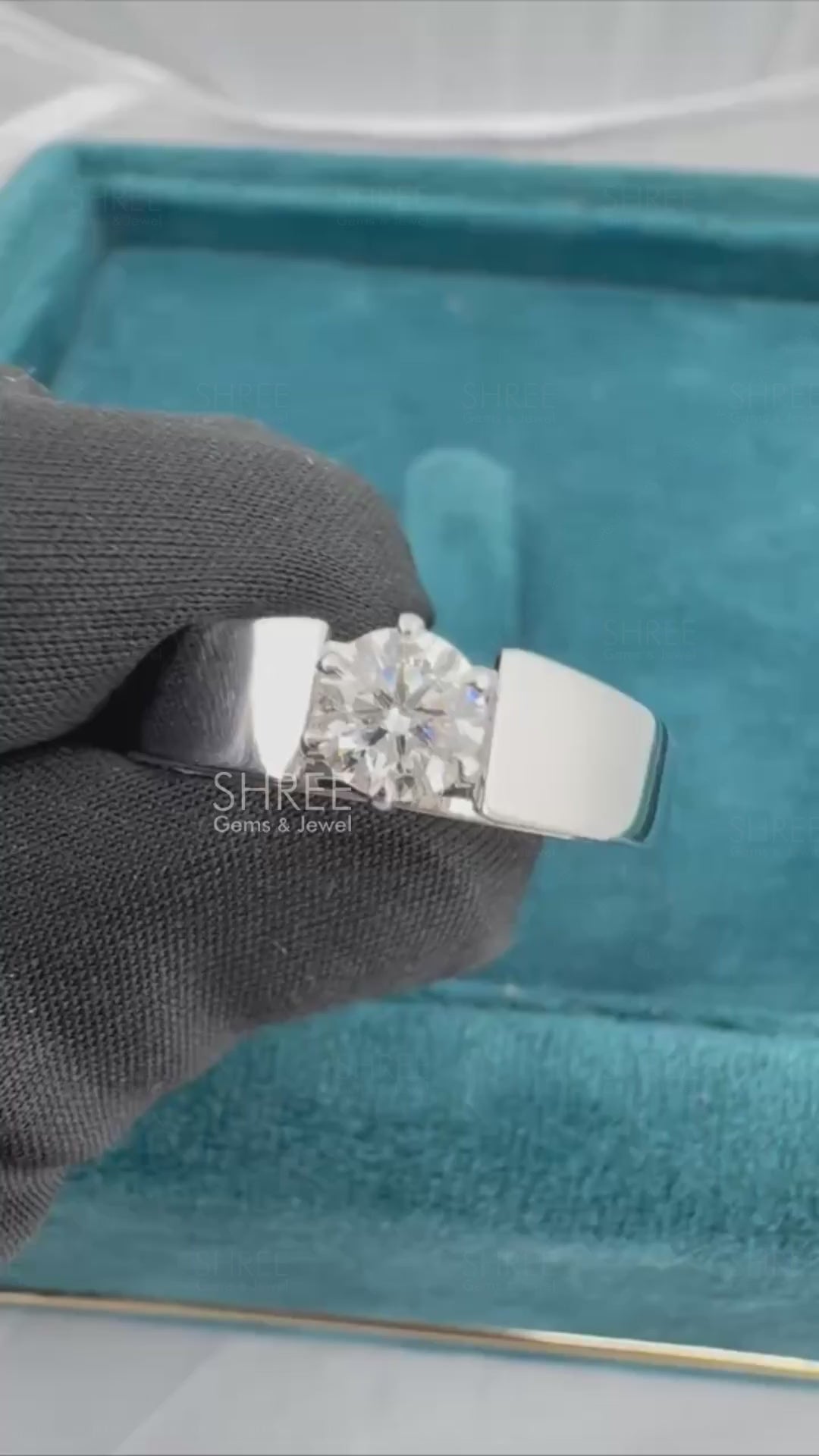 Video of 0.50 Ct Round Solitaire Engagement Ring For Men
