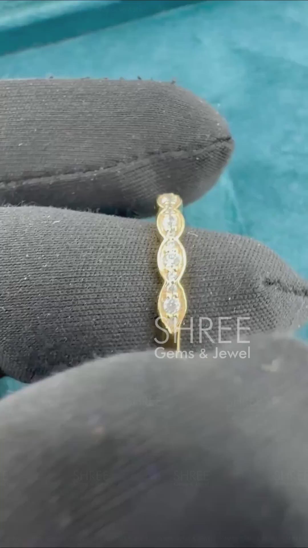 Video of Round Lab Grown Diamond Wedding Band for Women