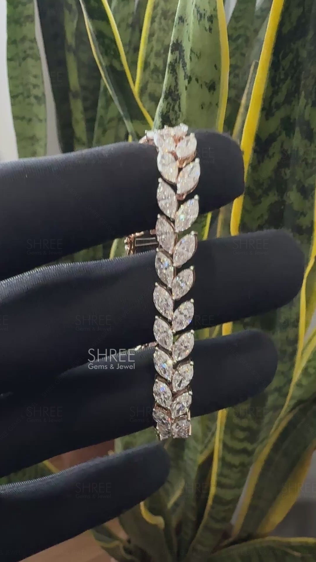 video of lab diamond tennis bracelet​
