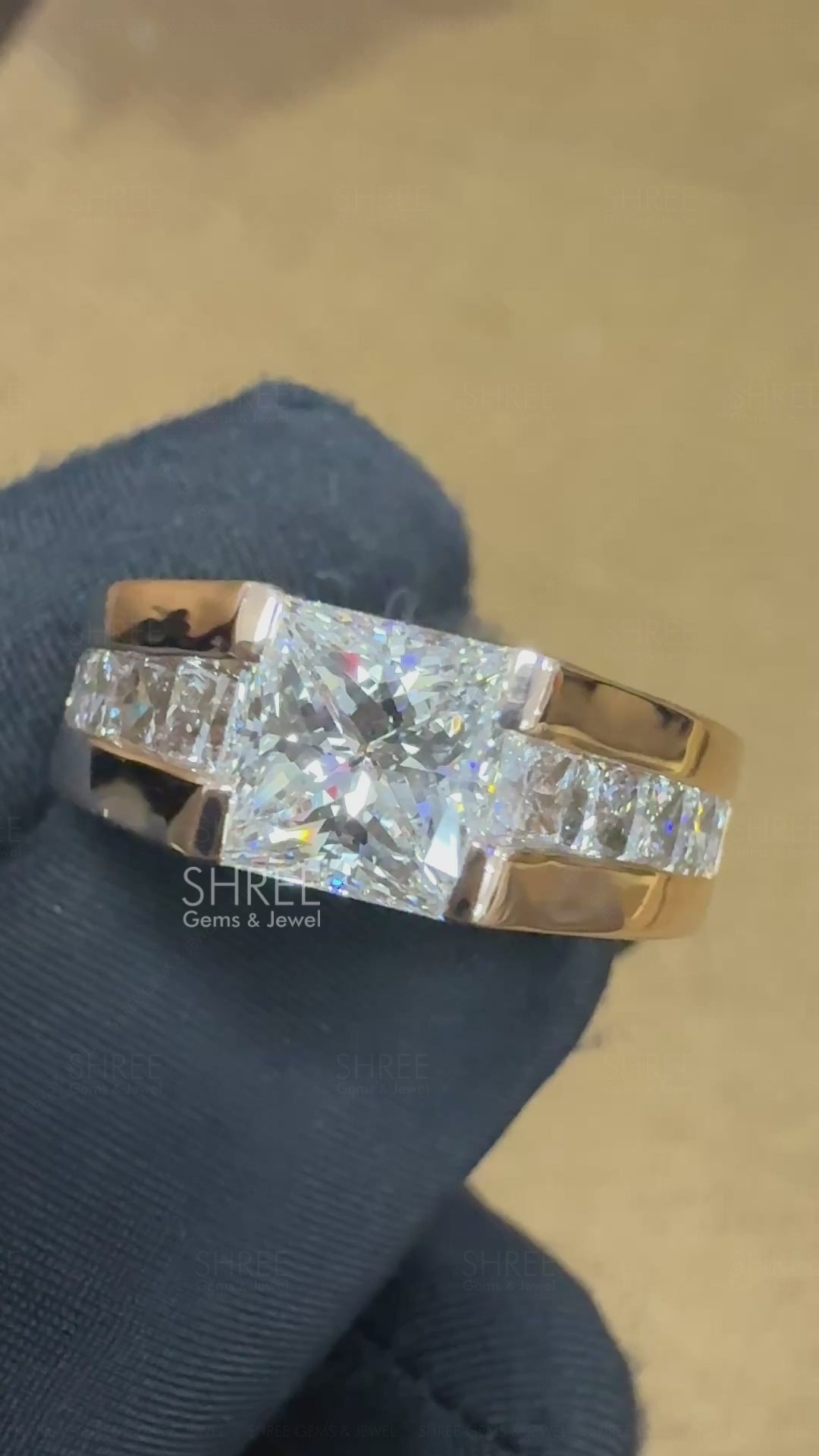 Video of Princess Cut Diamond Wedding Band​ For Men 