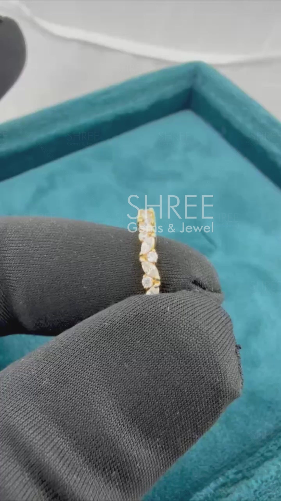 video of lab created diamond band