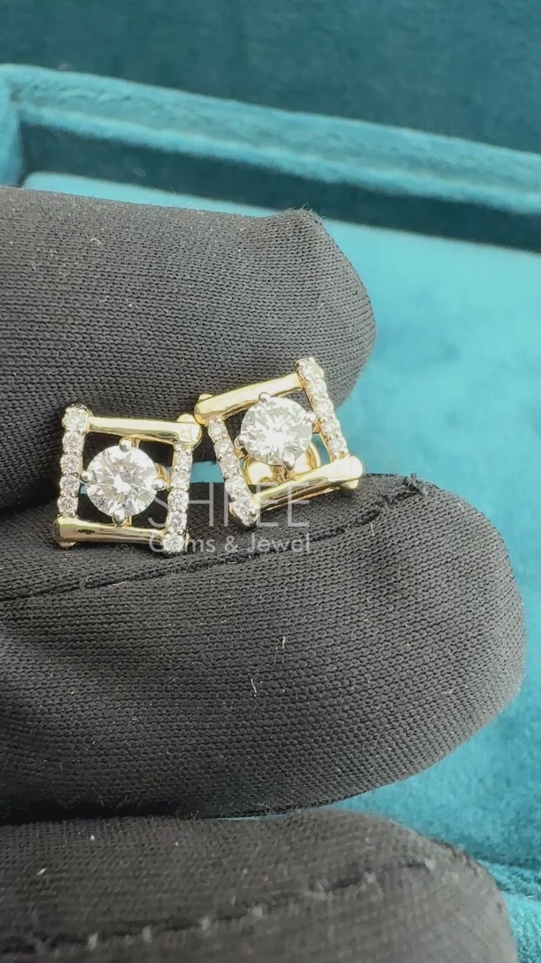 Video Of 1 Ct Lab Grown Diamond Square Frame Stud Earrings