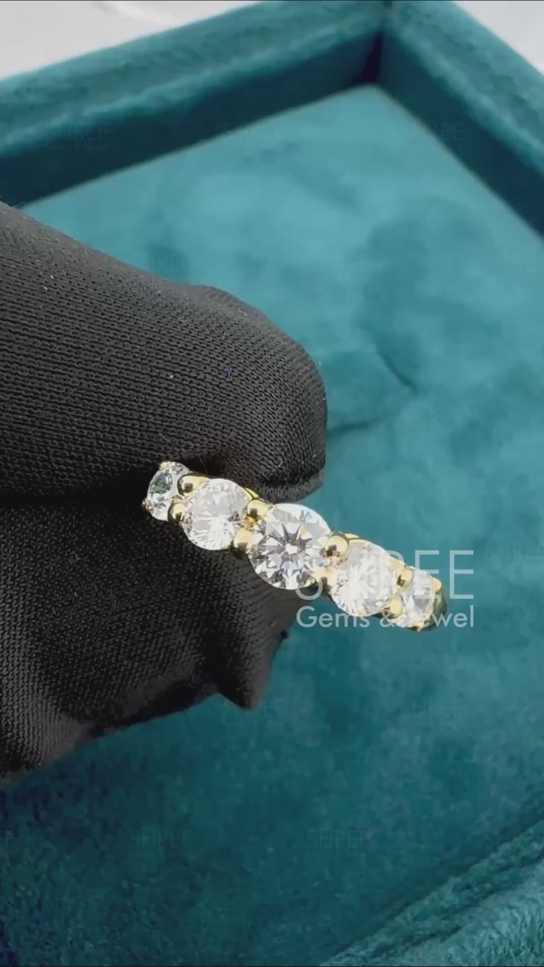 Video Of 1 Ct Five Stone Diamond 