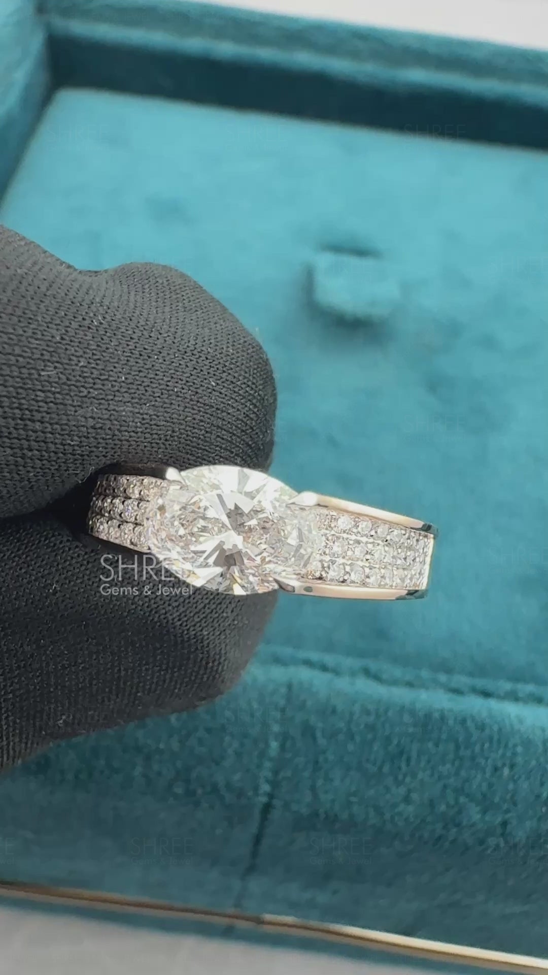 video of lab grown oval diamond rings​
