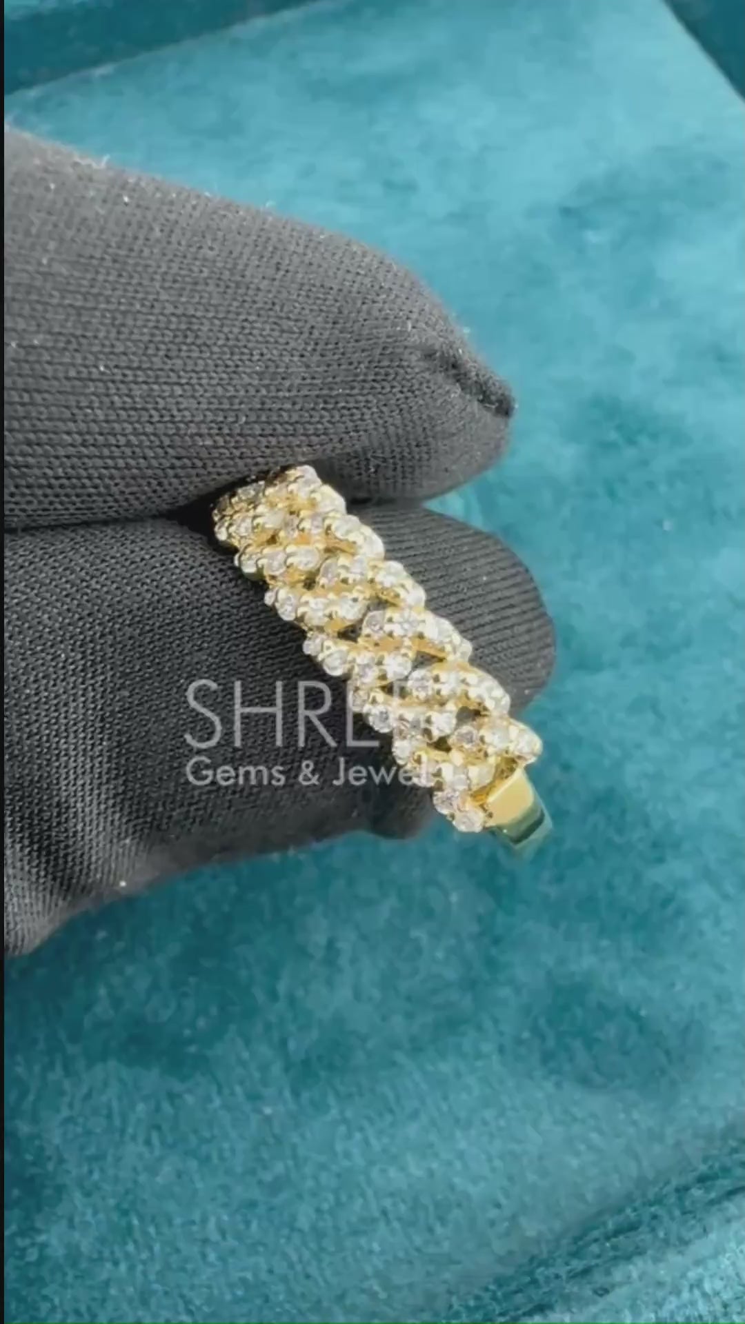 Video of Round Cut Diamond Cuban Link Ring