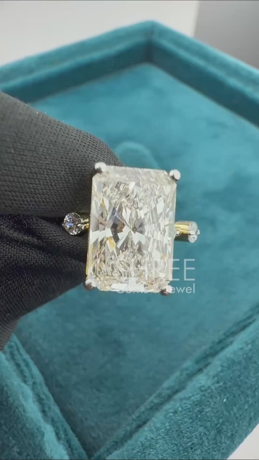 Video of 2.50 Ct Radiant Cut 7 Stone Lab Diamond Ring