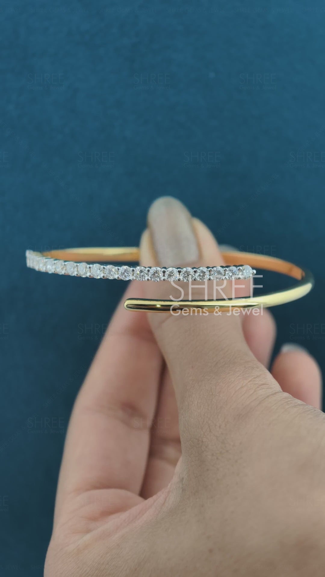 Video of Lab Created Diamond Bangle Bracelet​

