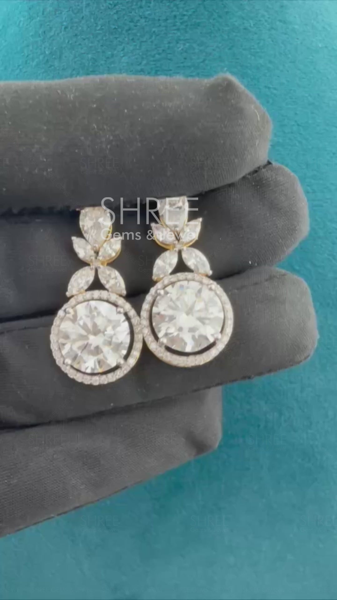 Video Of 10 Ct Round Cut Lab Grown Diamond Halo Drop Earrings