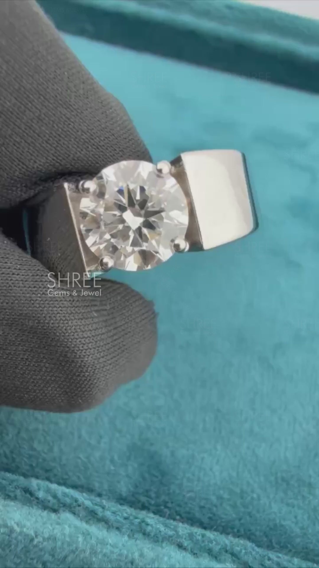 Video of 2 Ct Solitaire Men's Lab Grown Diamond Rings